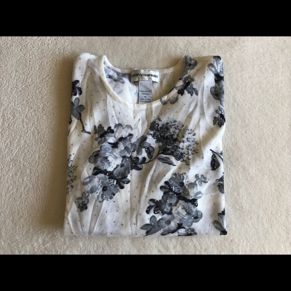 Cathy Daniels Sweater NWOT XL